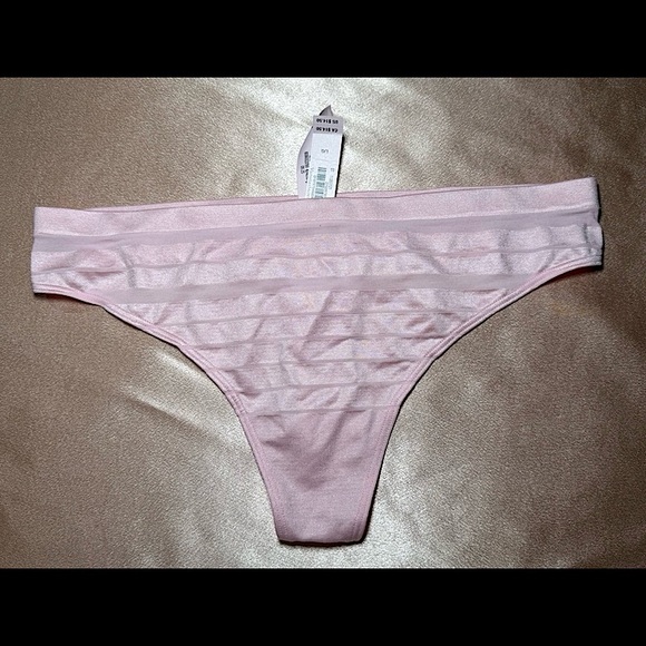 Victoria’s Secret Sheer Thong Size Large - Picture 1 of 4
